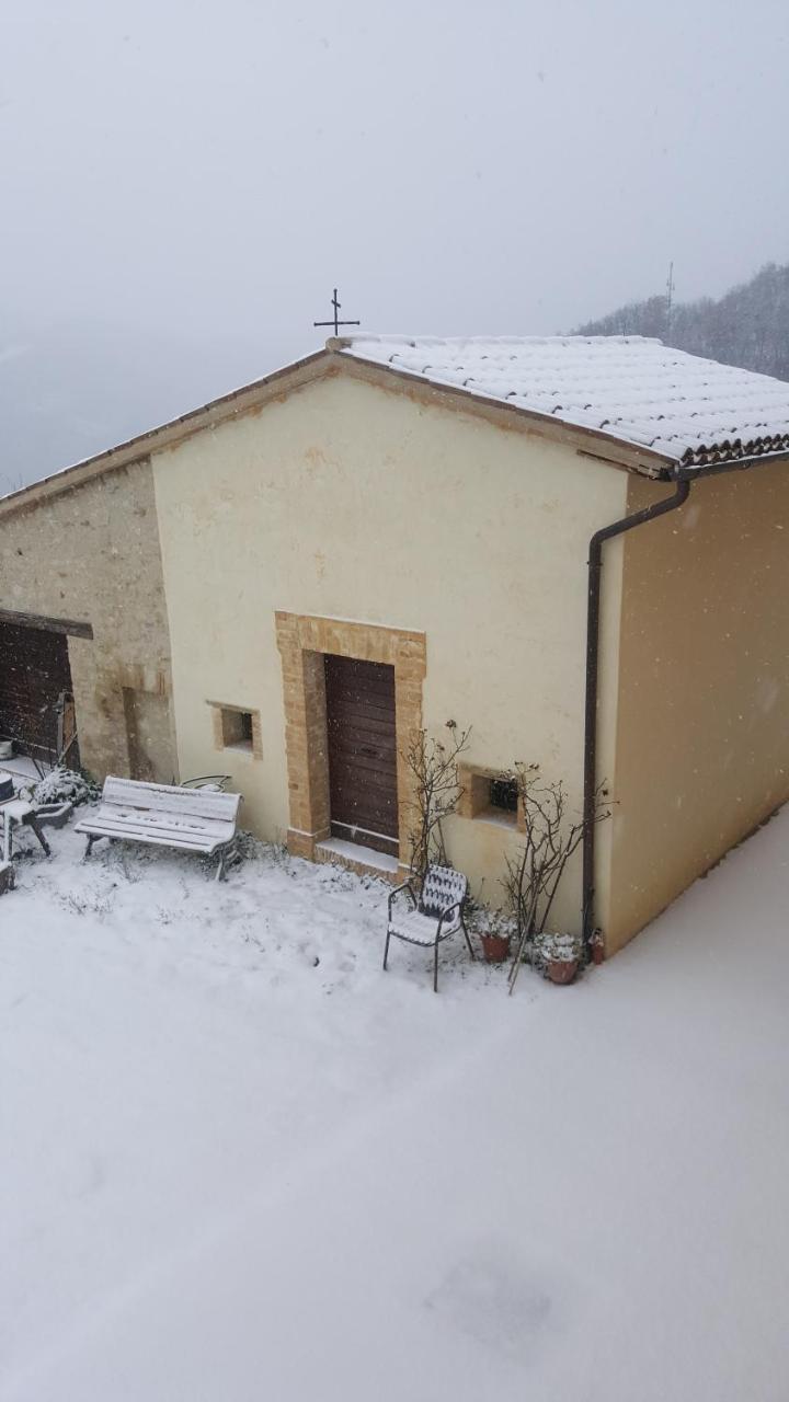 Bed & Breakfast Casa Lisetta Valtopina ภายนอก รูปภาพ